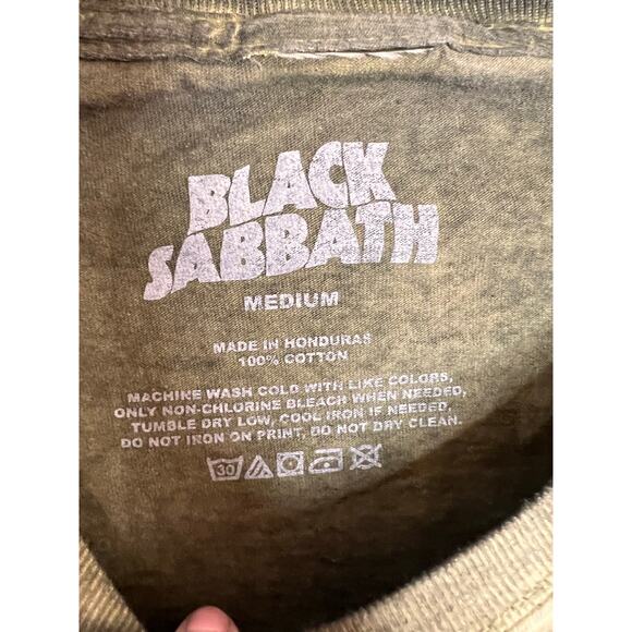 Black Sabbath Cotton Short Sleeve Crew Neck Graphic T-Shirt Green Men's M NWT - Picture 3 of 5